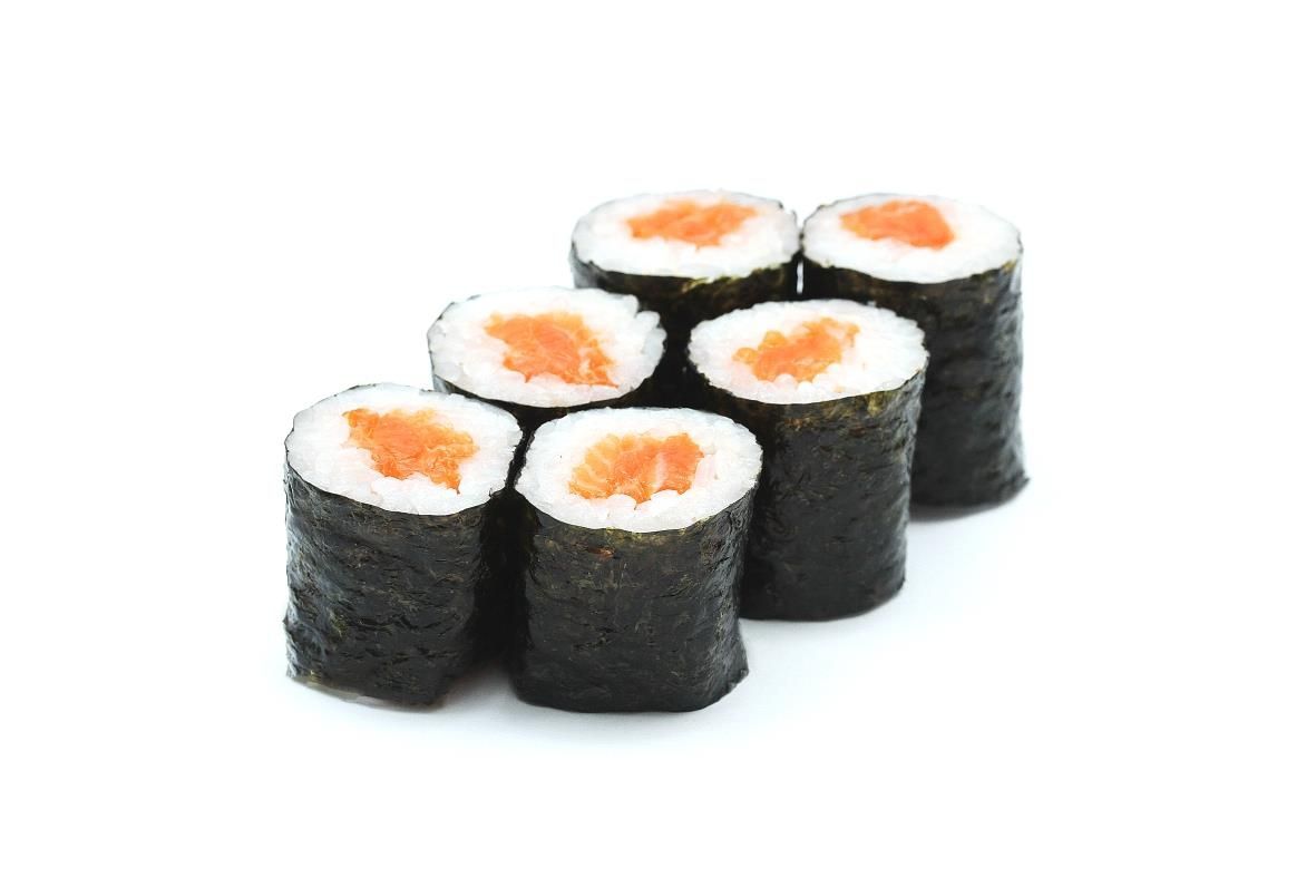 Хосомаки лосось "126"